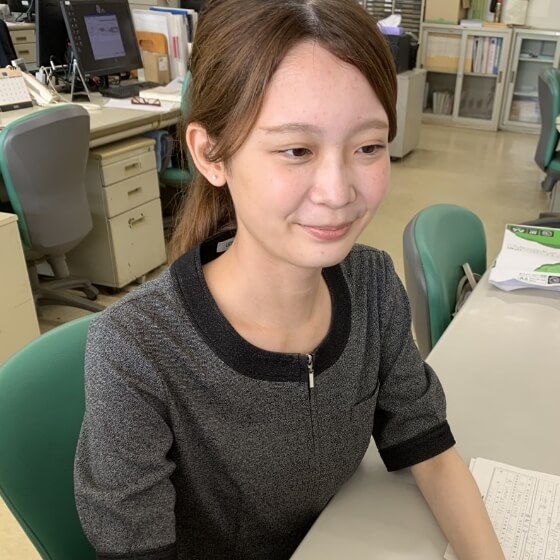 キング 営業課の社員